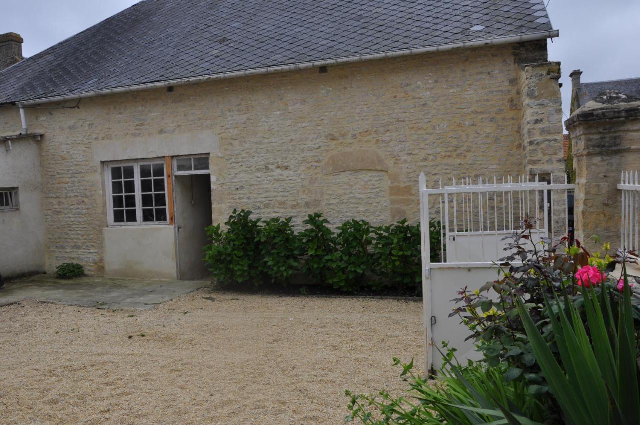 Le Petit Clos Du Bessin Longues-sur-Mer 外观 照片