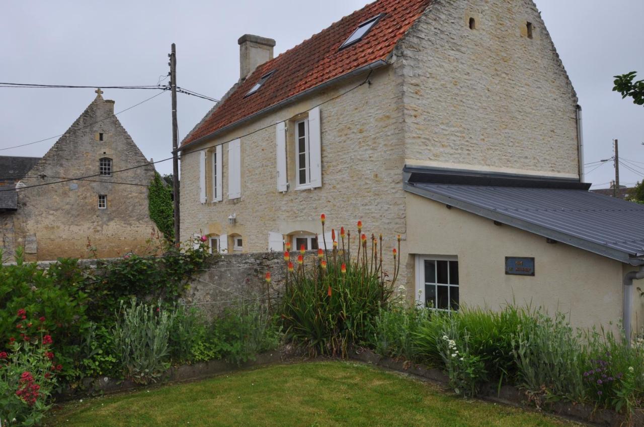 Le Petit Clos Du Bessin Longues-sur-Mer 外观 照片